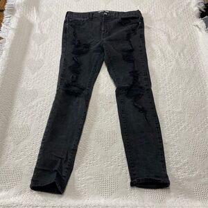 Pacsun Distressed Skinny Jeans (32x30)